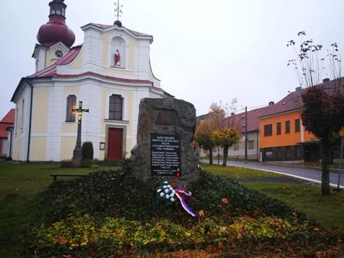 Oslava výročí založení republiky na Horní Bobrové