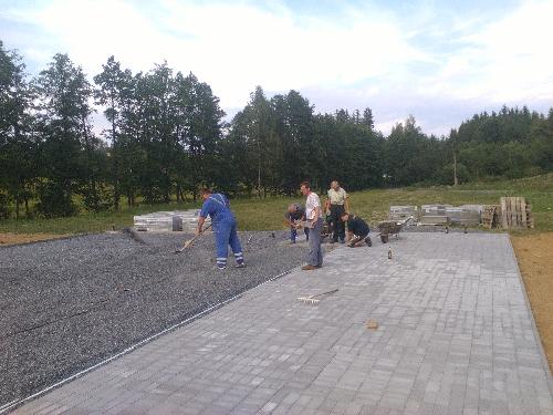 Vybudování betonové plochy na cvičišti